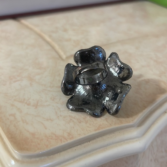 Vintage Ring - Picture 5 of 5